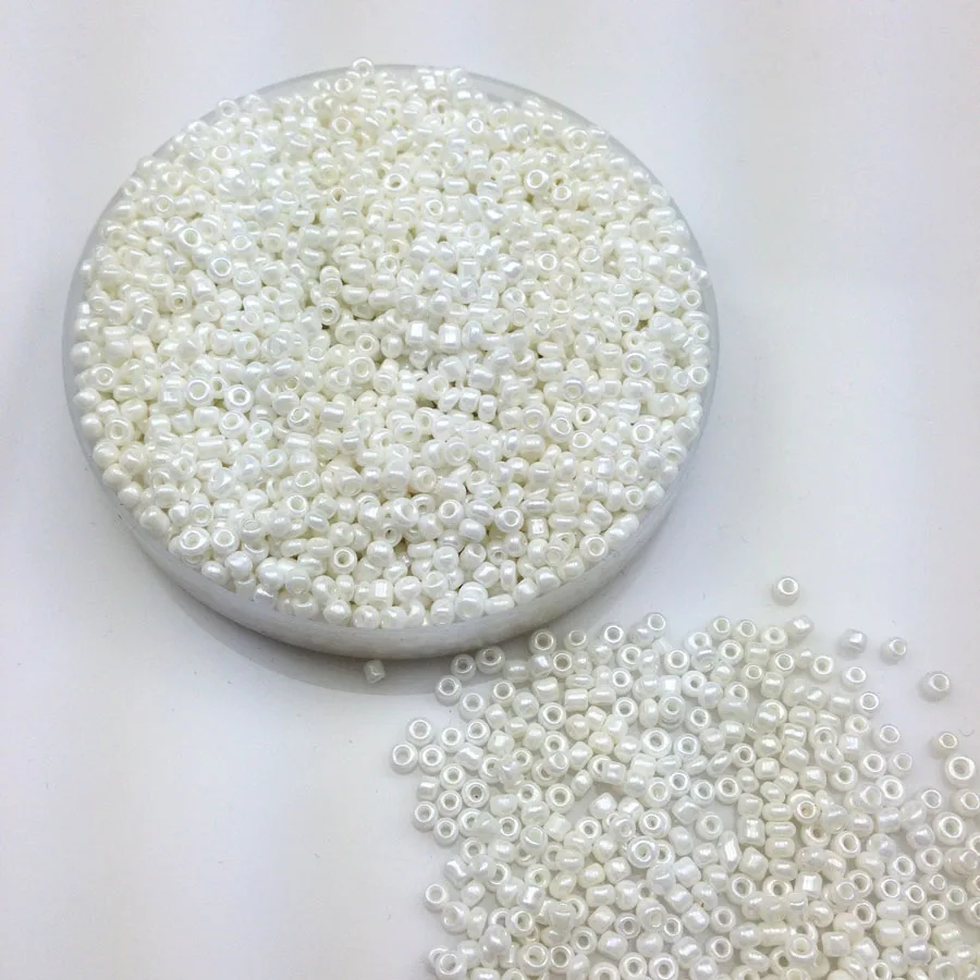 

16g 1000pcs 2mm AB Pearl White Colorful Round Opaque Loose Spacer Bead Cezch Glass Seed Beads Handmade Jewelry DIY Garment Bead