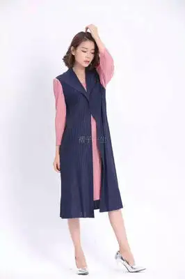Boucle De Grain Un Bleu Livraison Longues À Réunissant En Noir Fold Manches gris Gratuite Stock Deux Manteau Off Tranchée marine vWwqzPHv8