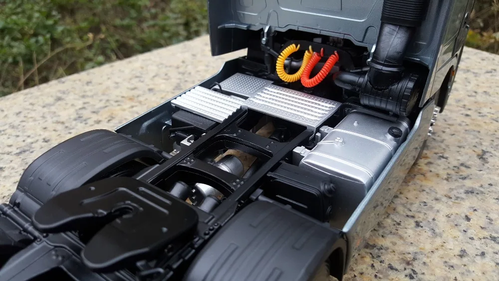 Изысканная Коллекционная модель из сплава в подарок соотношение 1:24 JAC GALLOP K7 для