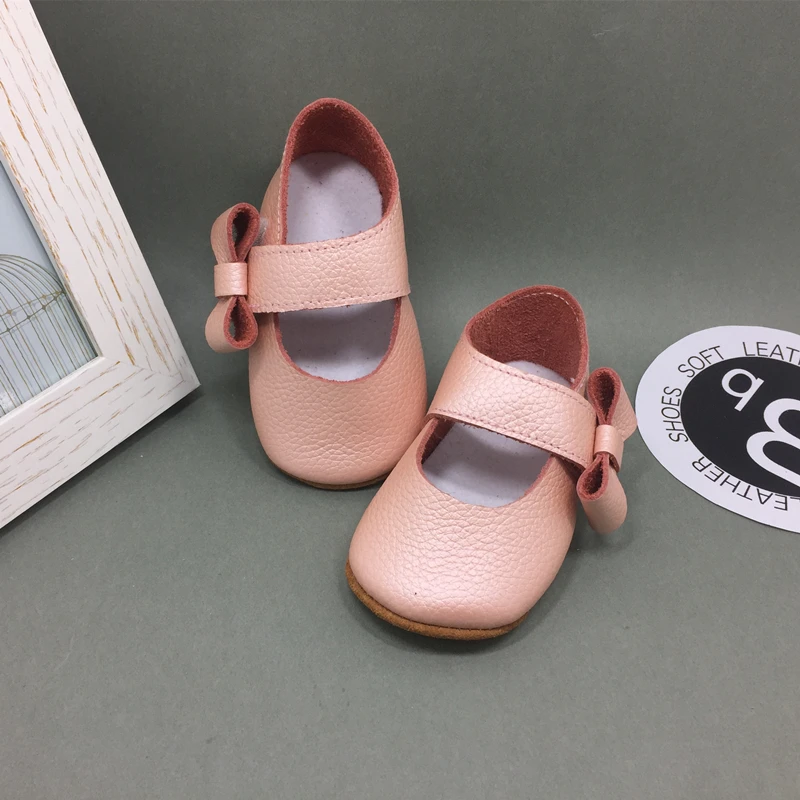 Plata super suave Cuero auténtico niño Zapatos caucho soled mariposa nudo Zapatos de bebé mocasines sapatos infantil menina