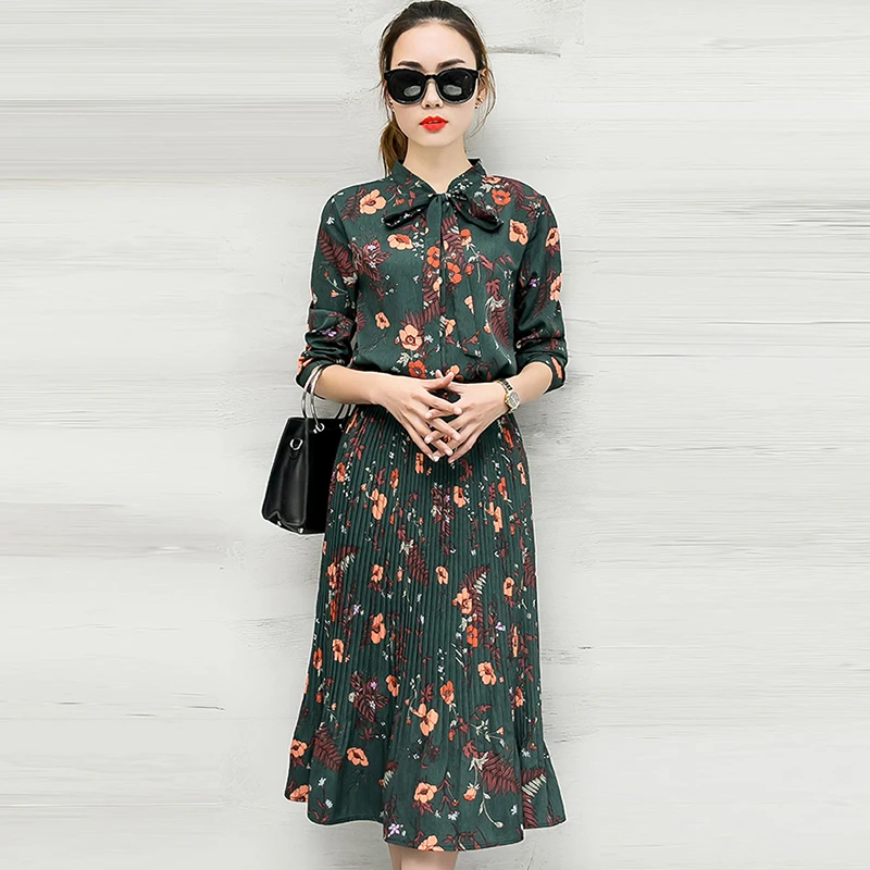 Ceny 2019 wiosna nadruk jesień z kwiatowym wzorem z szyfonu sukienka damska z długim rękawem elegancka sukienka plisowana Maxi damska długa obcisła damska sukienka QH1322