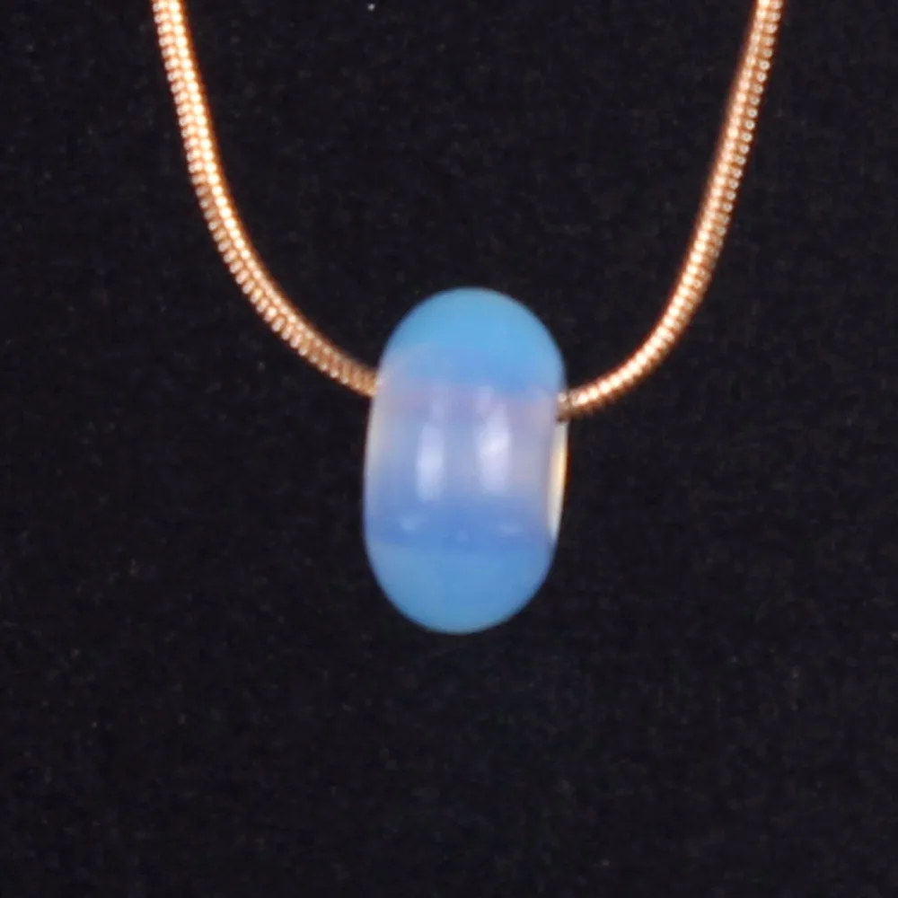 

50pcs/lot Pretty Natural Stone Crystal Strawberry Quartz Opal Beads Pendants Charms Necklace Gold Chain Necklace Free Shipping