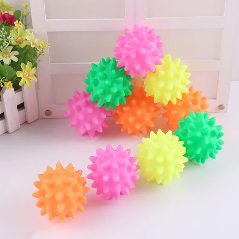 

Pet Supplies Beautiful Star New Rubber Ball Dog Toys Pet Fun Squeak Ball Biting Toys for Playing Interactive Rubber Chew Toys