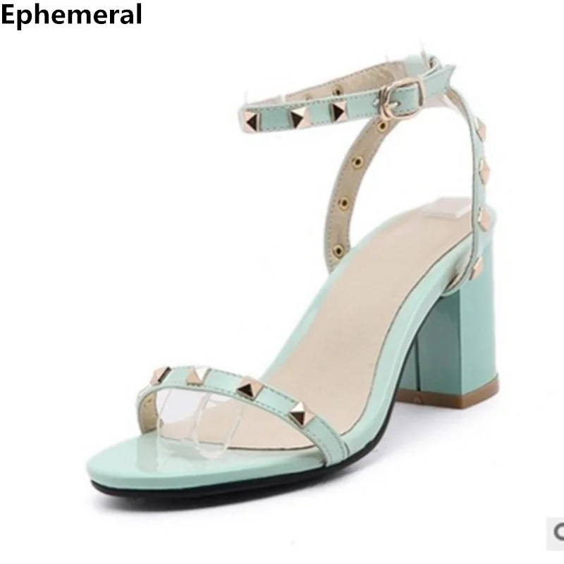 

Female's rivets sandalias mujer 2017 zapatos de buckle strap sandals open toe square heel gladiator high heel shoes green size 9