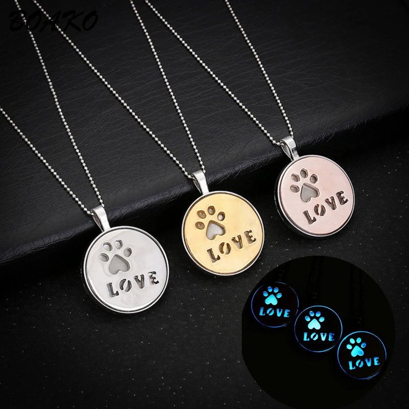 

BOAKO Pets Dogs Footprints Paw Chain Necklace Glowing in the Dark Letter Gold Coin Necklace For Women Jewelry Luminous Necklace