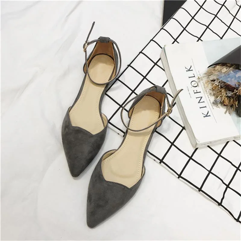 Пикантные женские туфли-лодочки на низком каблуке с ремешком и пряжкой; женские туфли D'Orsay из флока с острым носком на каблуке; женские тонкие туфли; цвет синий; g258 - Цвет: Серый
