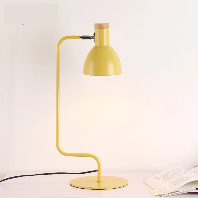 

Northern Europe Led Desk Lamp Eyeshield Student Modern Dormitory Desk Study Read Lamp Bedroom Bedside Lanterns wl3241414