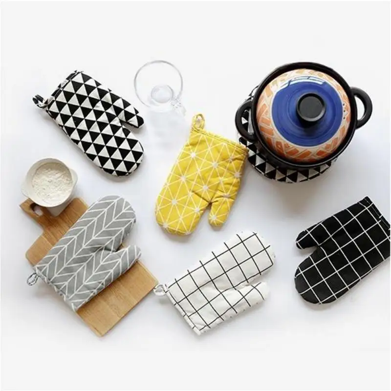 1Piece Kitchen Anti Scalding Gloves White lattice Black Yellow Gray lattice For Oven Kitchen Cooking microwave gloves baking BBQ (3)