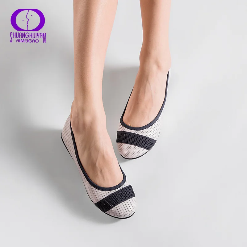 

AIMEIGAO Fashion Slip On Women Flats Shoes Soft Leather White Pink Loafers Spring Autumn Comfortable Ballet Shoes For Women