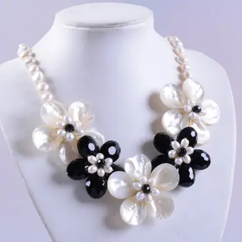 

NEW Mother of pearl MOP Faceted black agates flower necklace 20"