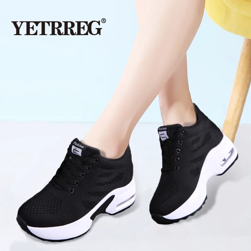 Baratos Nueva moda de otoño para mujer zapatos gruesos de fondo cómodos zapatos de plataforma de mujer ligeros transpirables con cordones zapatos Casuales