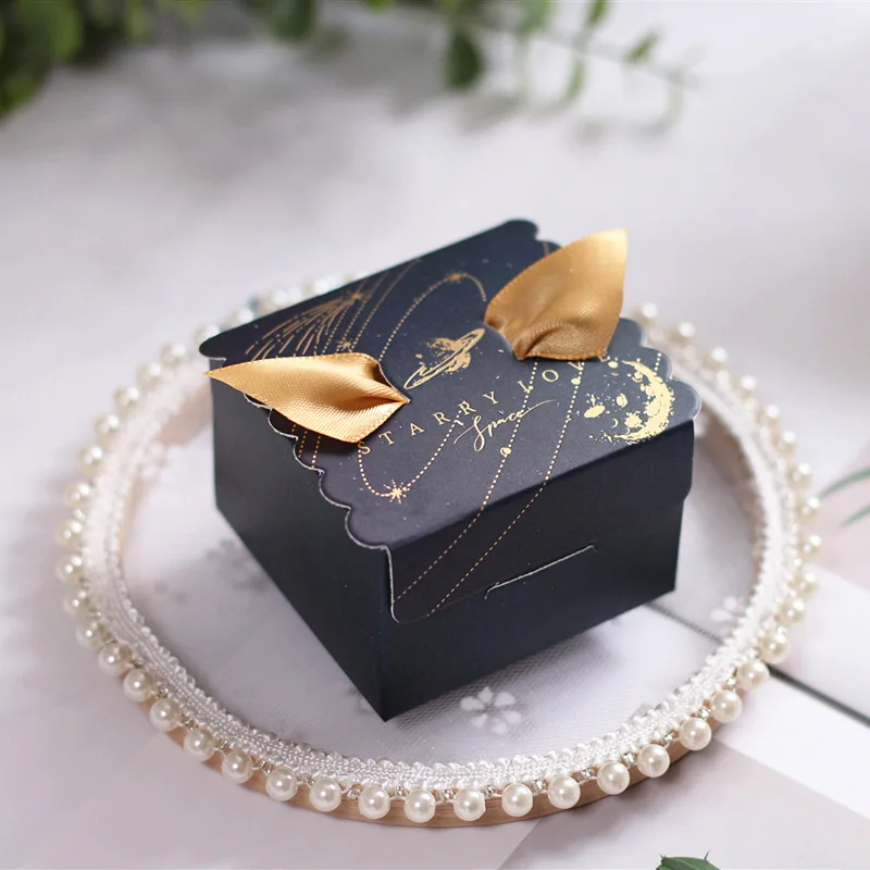 

50pcs Unicorn Paper Cookie Gift Bags Square Dragees Candy Box Unicorn Party Birthday Candy Box with Ribbon Mariage Wedding Party