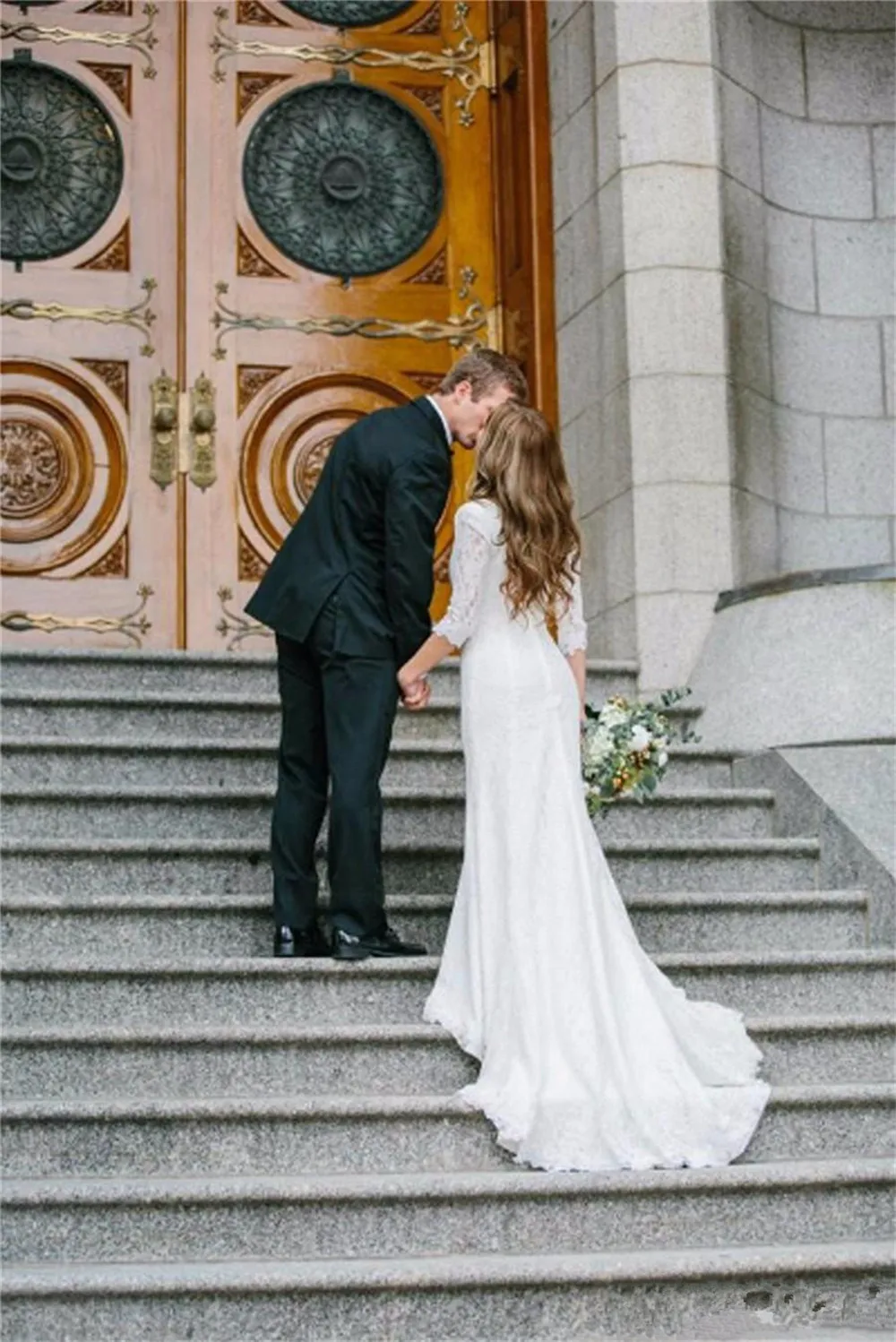 vintage-modest-wedding-dresses-with-long (1)
