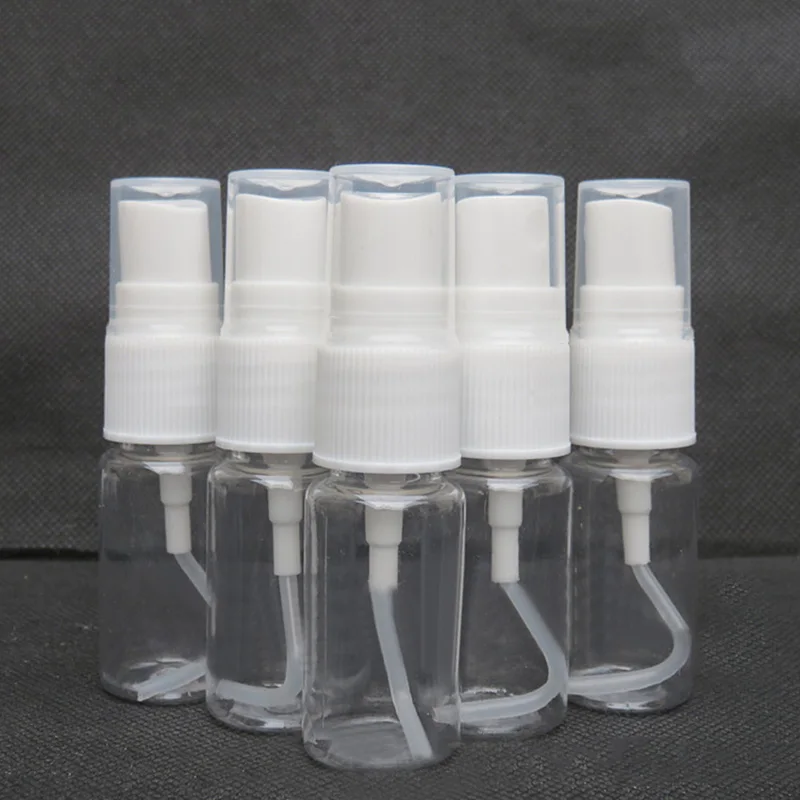 Пластиковая посуда. Пластмасса бутылки. Бутыль с сифоном. Стеклянная бутылка для воды. Бутылка вода о,5.