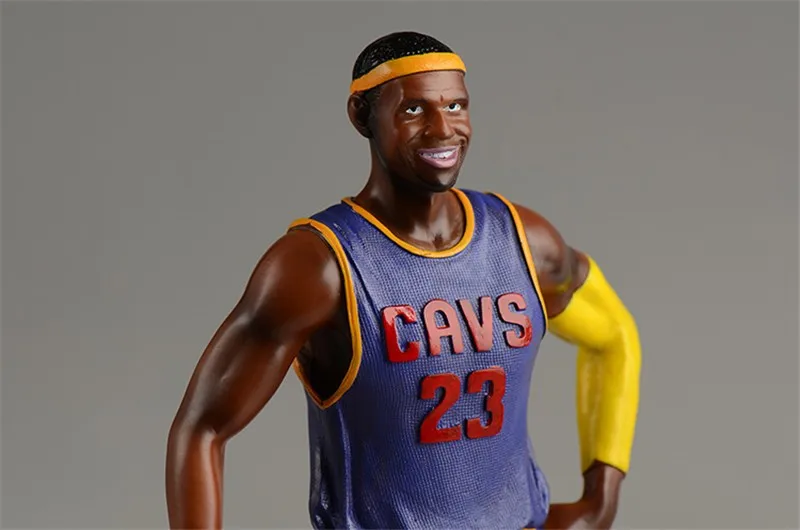 NBA statue (13)