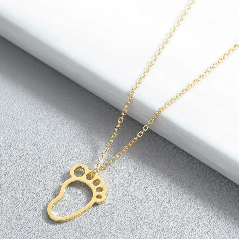 Hollow Foot Stainless Steel Necklace for Women Creative Baby Footprints Long Chain Pendant Clavicle Necklace Fashion Jewelry