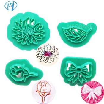 

4pcs Plastic Flower Leaves Embosser Cookie Cutters Fondant Biscuit Cutter Cake Decorating Tool Cake Mold Baking Tools