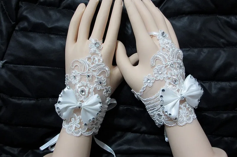 Мода свадебные женские перчатки без пальцев кружева горный хрусталь Свадебные перчатки бант короткий дизайн высокое качество свадебные аксессуары