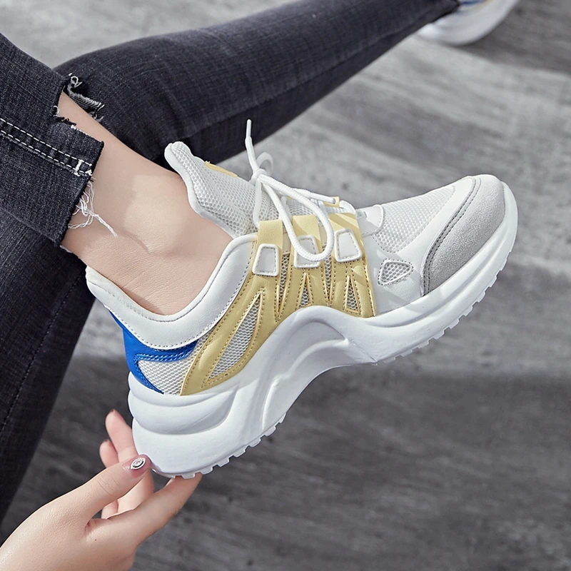 New Soft and Comfortable Lace Up Outdoor Casual Lady's Sneakers Mesh Women Sports Shoes Platform Women Running Shoes XZ8 Women's Shoes