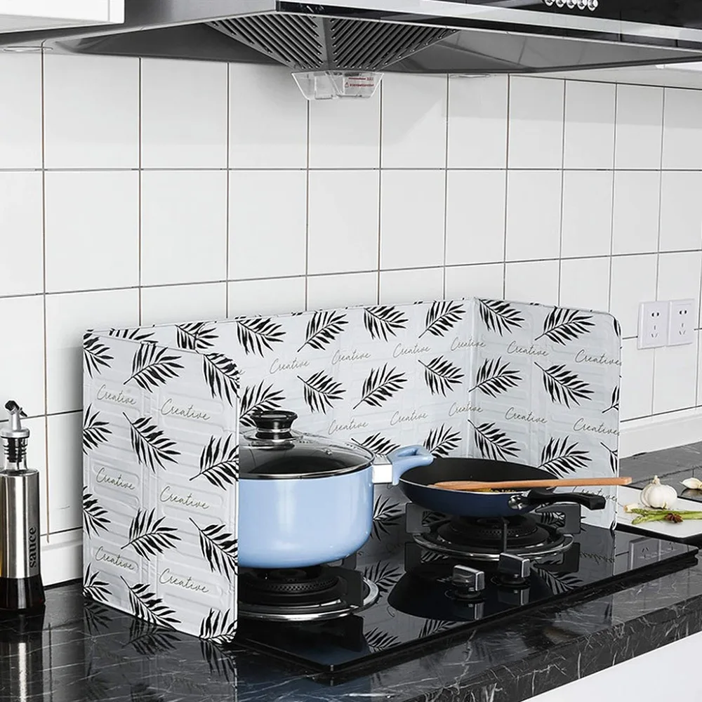 

Foldable Foil Oil Block Oil Barrier Stove Cooking Heat Insulation Aluminium Anti-Splashing Oil Baffle Kitchen Utensils Supplies