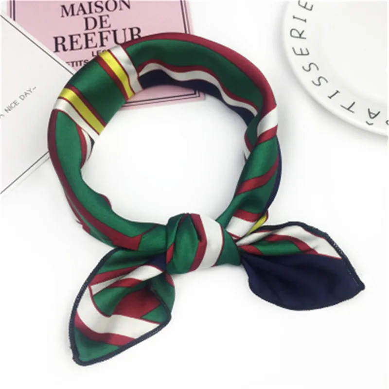 

New Headwear Print Bandana Square Neckerchief Hair Tie Band Scarf Echarpe Foulard Femme Headband