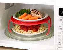 4 en 1 soporte de plástico de microondas, es una bandeja, un apilador de una tapa de plástico y una rejilla de refrigeración