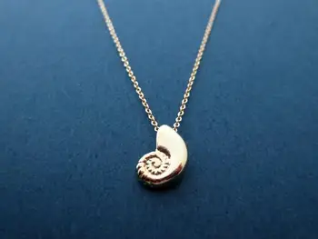 

Spiral Swirl Sea Snail Conch Shell Necklace Ariel Voice Mermaid Ocean Beach Marine Life Seashell Pendant Chain Necklaces