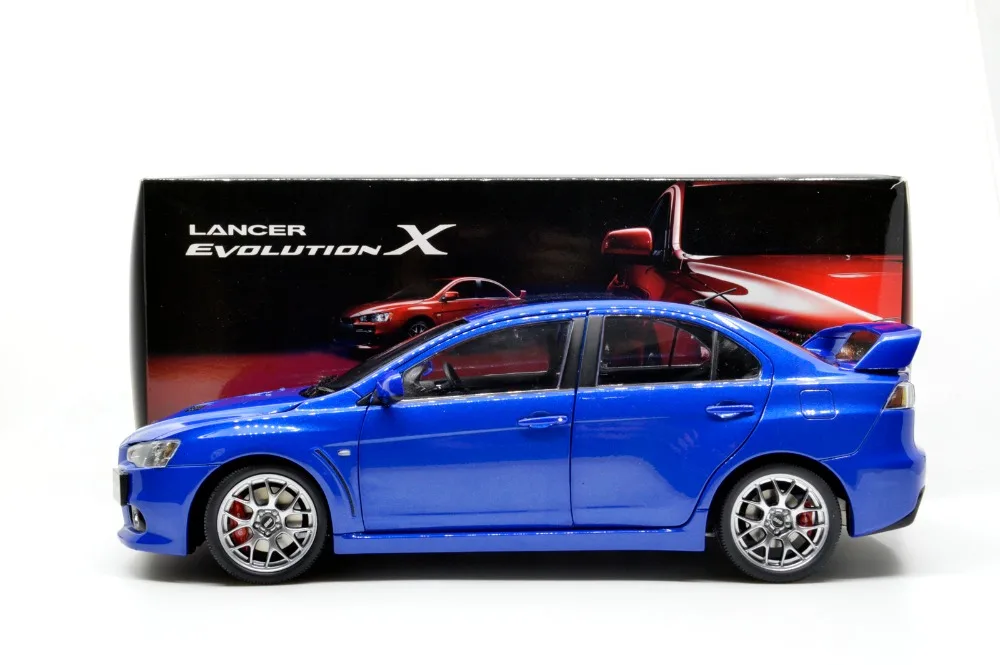 Paudi модель 1/18 1:18 Масштаб Mitsubishi Lancer EVO X синяя литая модель двери автомобиля открыть руль справа