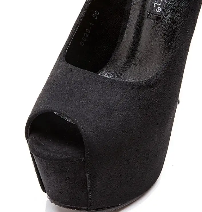 The new 15cm fish-tip sexy super-high heel shoes for summer 2019