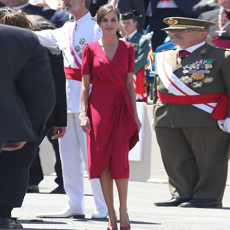 

Milan Runway High Quality 2019 Summer New Women'S Fashion Work Party Sexy V-Neck Vintage Elegant Chic Asymmetric Ruffle Dress