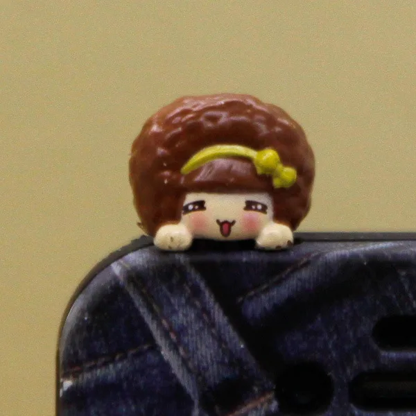 

2.4cm mousse terrifying three-dimensional doll 3.5mm Universal Mobile dust plugs decoration ornament action figure free shipping