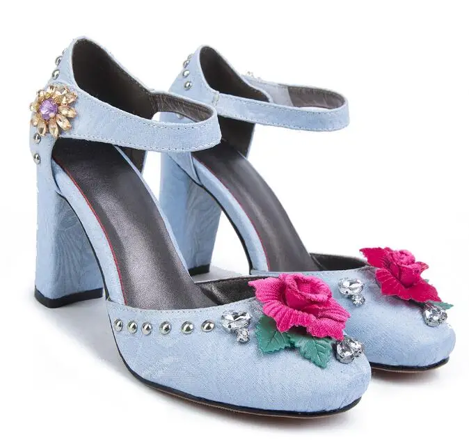 

2019 New Thick With Dress Shoes Woman Round Toe Crystal Party Shoes Sexy Flowers Suede Rhinestones Fashion Buckle Ladies Shoes