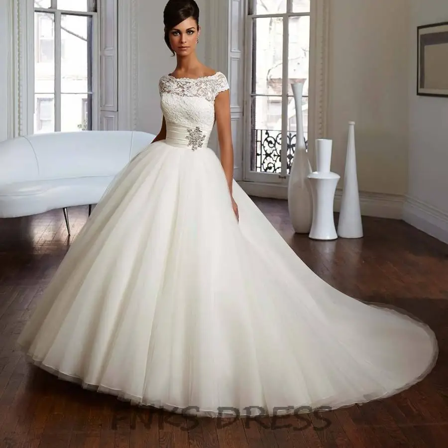 Retro 1950s Russian Wedding Dresses 2017 Vestido festa Lace Cap Sleeves