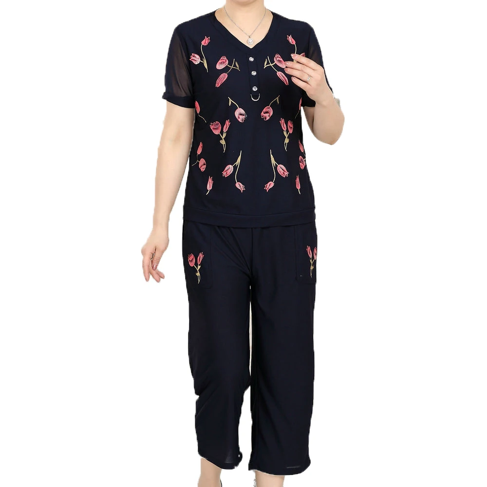

Middle Aged Women Summer Suit Two Pieces Pant Set Female Flower Print Outfits Clothes Woman Blouse And Cropped Trouser Suits Set