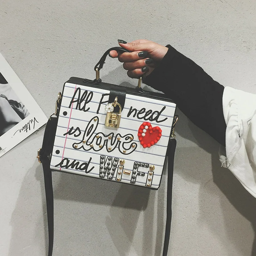 

Fashion Box Shape Women's Handbags Designer Diamonds Pearl Rivet Ladies Shoulder Bags Party Purse Letter Crossbody Messenger Bag