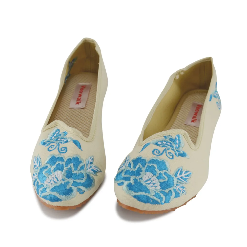 Женская обувь из хлопчатобумажной ткани с острым носком в стиле старого Пекина; женская винтажная Повседневная прогулочная обувь на плоской подошве с цветочной вышивкой; элегантная обувь; Zapatos