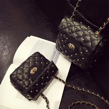 

Yuhua, 2020 new women handbags, fashion rivets flap, Korean version shoulder bag, diamond lattice woman messenger bag.