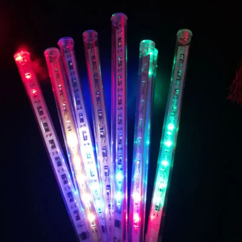 Holiday Lighting Waterproof LED Meteor Shower Light Icicle Snow Rain Falling Outdoor Light with US Standard Power Adapter Holiday Lighting Waterproof LED Meteor Shower Light Icicle Snow Rain Falling Outdoor Light with US Standard Power Adapter