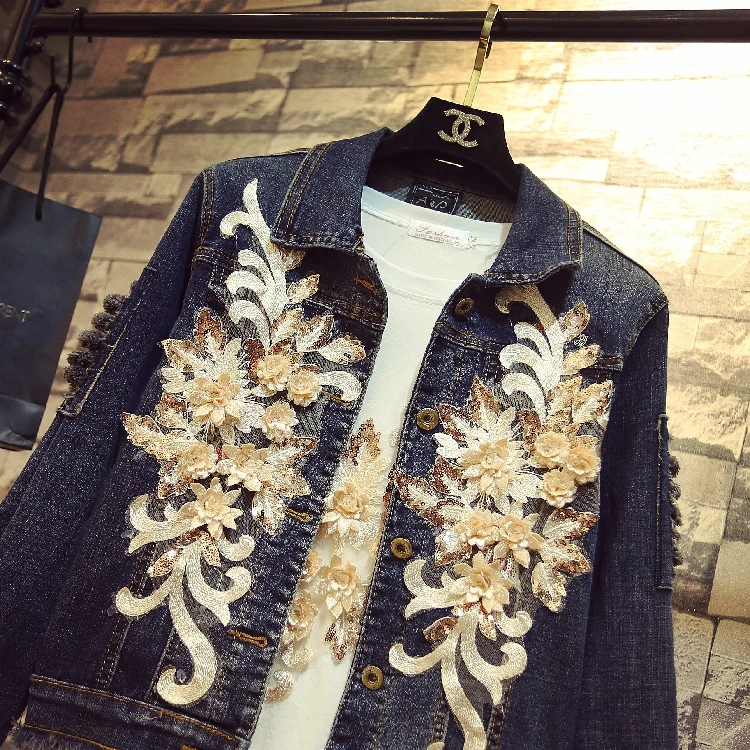 Весенне-осенняя женская новая модная джинсовая куртка, джинсовое пальто, короткое пальто с длинными рукавами и объемным цветком из бисера для девушек, приталенные пальто