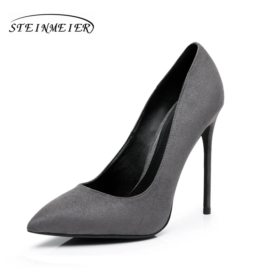 clearance black pumps