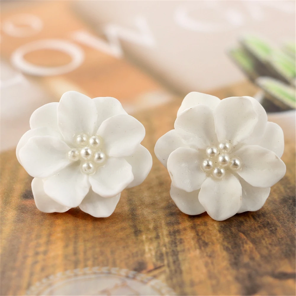 2018 New Classics Big White Flower Earrings For Women Fashion Jewelry