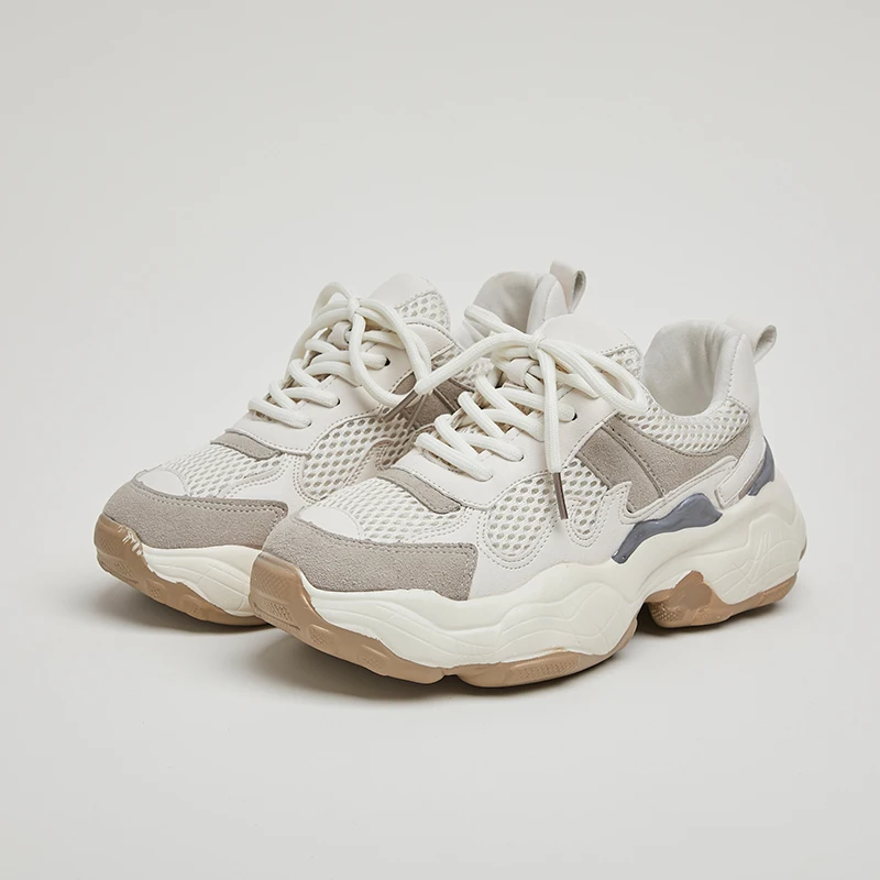 chunky running shoes