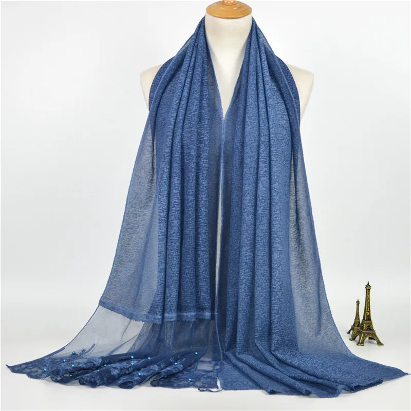 Высокое качество Кружева цветочные края мусульманский шарф с жемчугом декора плотная хиджабы для женщин длинный платок Обёрточная бумага