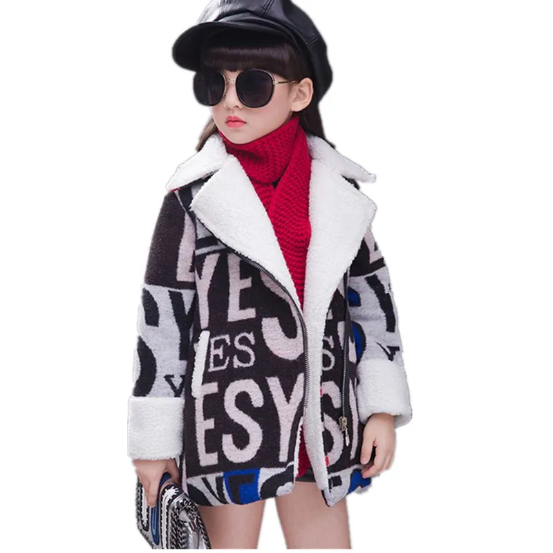 

2016 New Fashion Girls Autumn Winter Coat Thicken Children Woolen Cloth Overcoat Letters Leisure Loose Kids Clothes HL0887