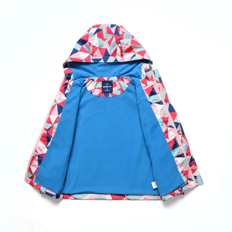 4894723052_457906232