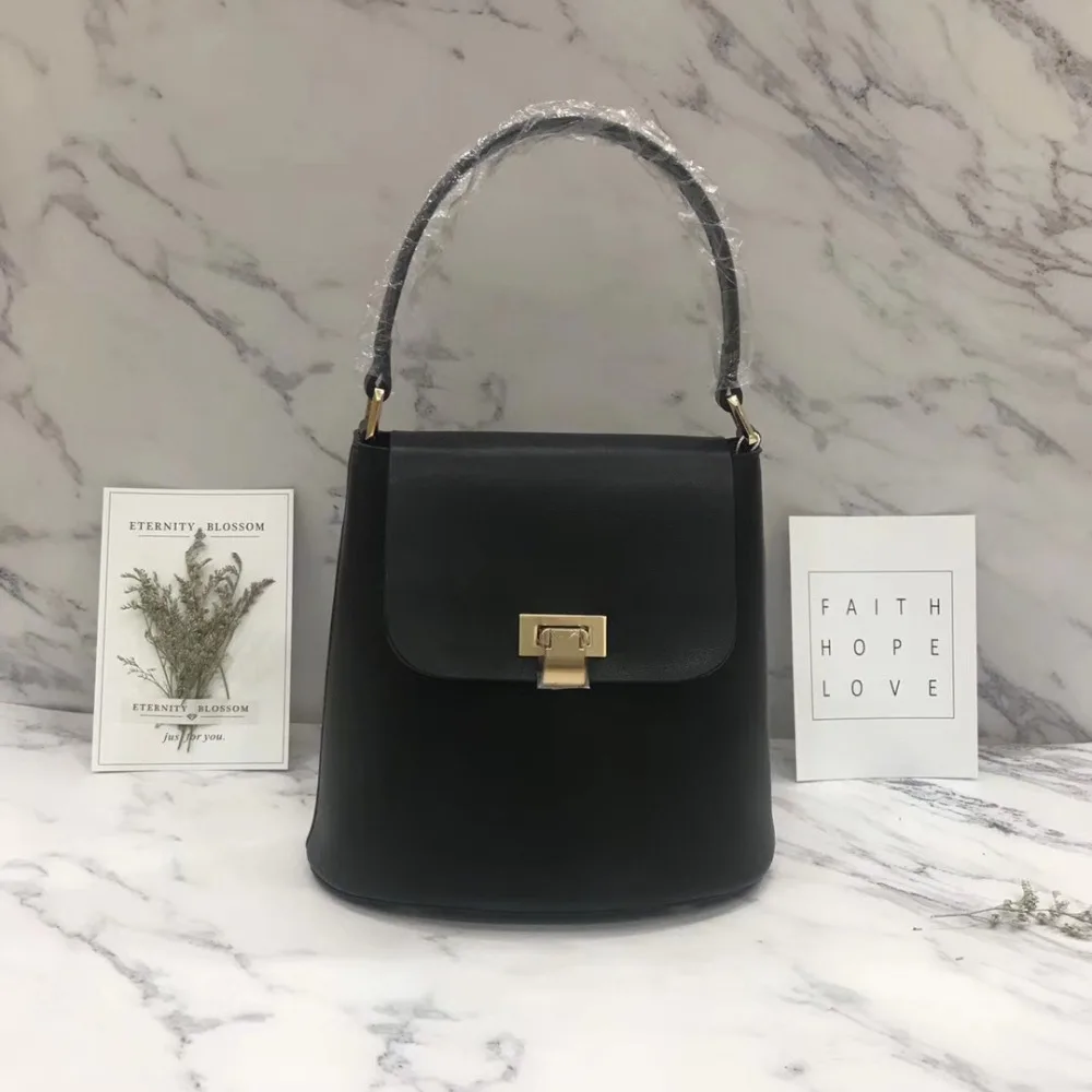 

Rhyme Bag Store 2018 New Korean Leather Handbags Leather Shoulder Portable Messenger Bucket Bag Fashion Casual Pouch