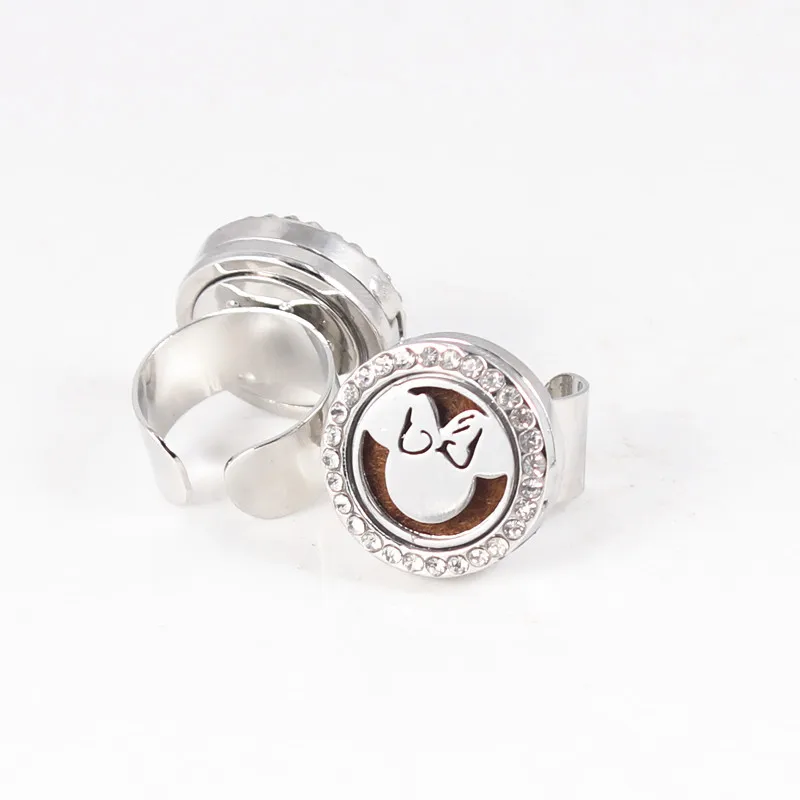 

Minnie Mickey Open Cuff Diffuser Locket Ring 20mm Rhinestone Essential Oils Aromatherapy Diffuser Locket Ring 10pcs Free Pads