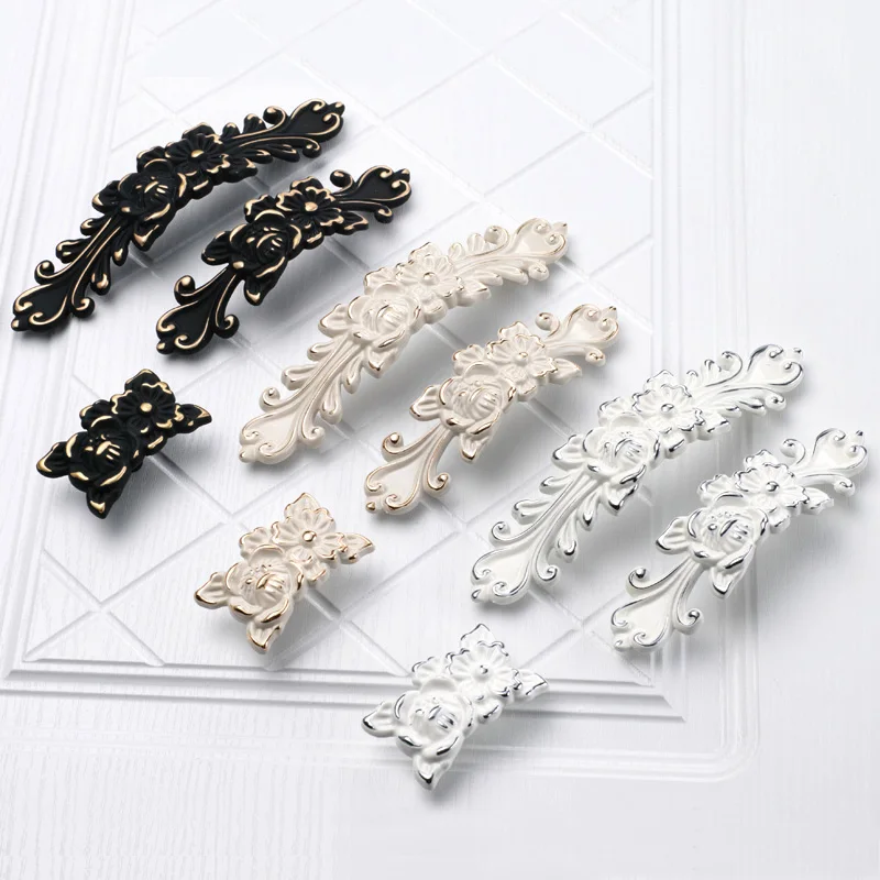 Classical Pattern Handle Furniture Cabinet Wardrobe Knobs and Pulls,Kitchen Cupboard Drawer Door Handles Antique Pens White Gold