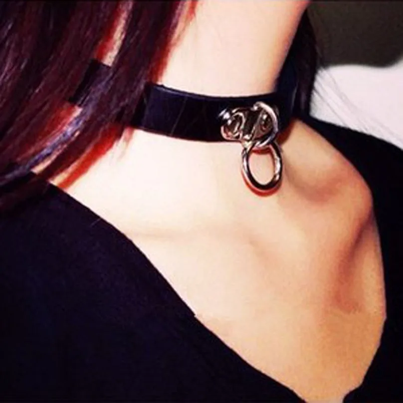 Классическое готическое панк ожерелье-чокер с заклепками, ожерелье с подвеской из искусственной кожи, цепочка на шею, круглая металлическая подвеска, аниме ожерелье s