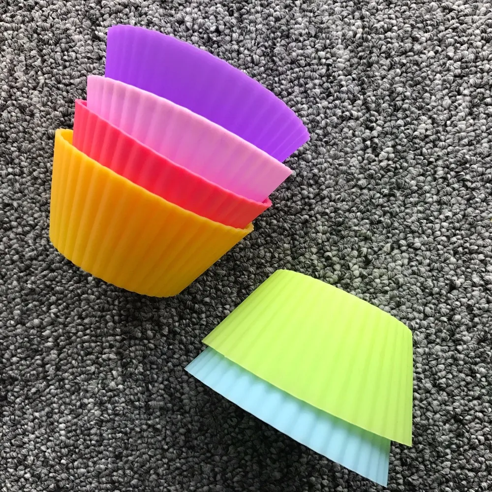 Single or Wholesales Set of 12Pieces (1 dozen) Muffin Cup Round Shaped